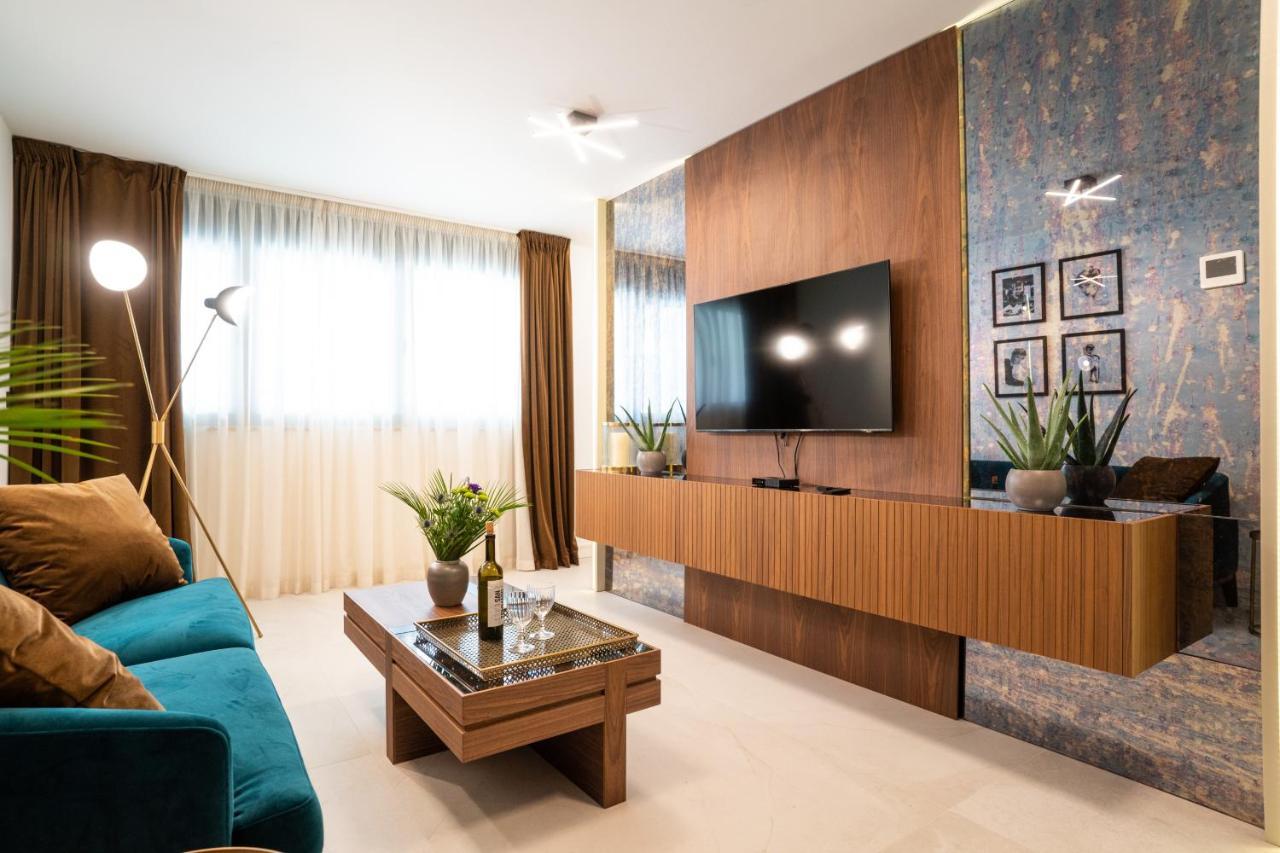 Appartement Ez Luxury Living à Rovinj Extérieur photo