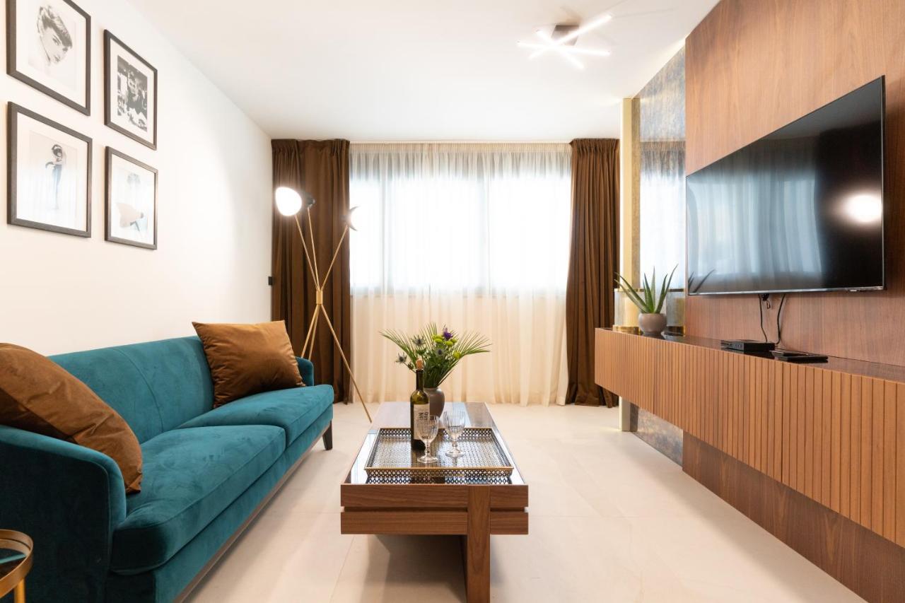 Appartement Ez Luxury Living à Rovinj Extérieur photo