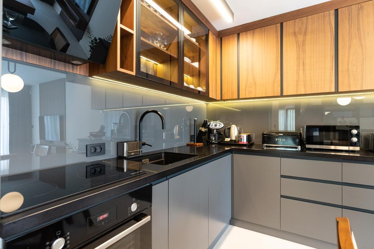 Appartement Ez Luxury Living à Rovinj Extérieur photo